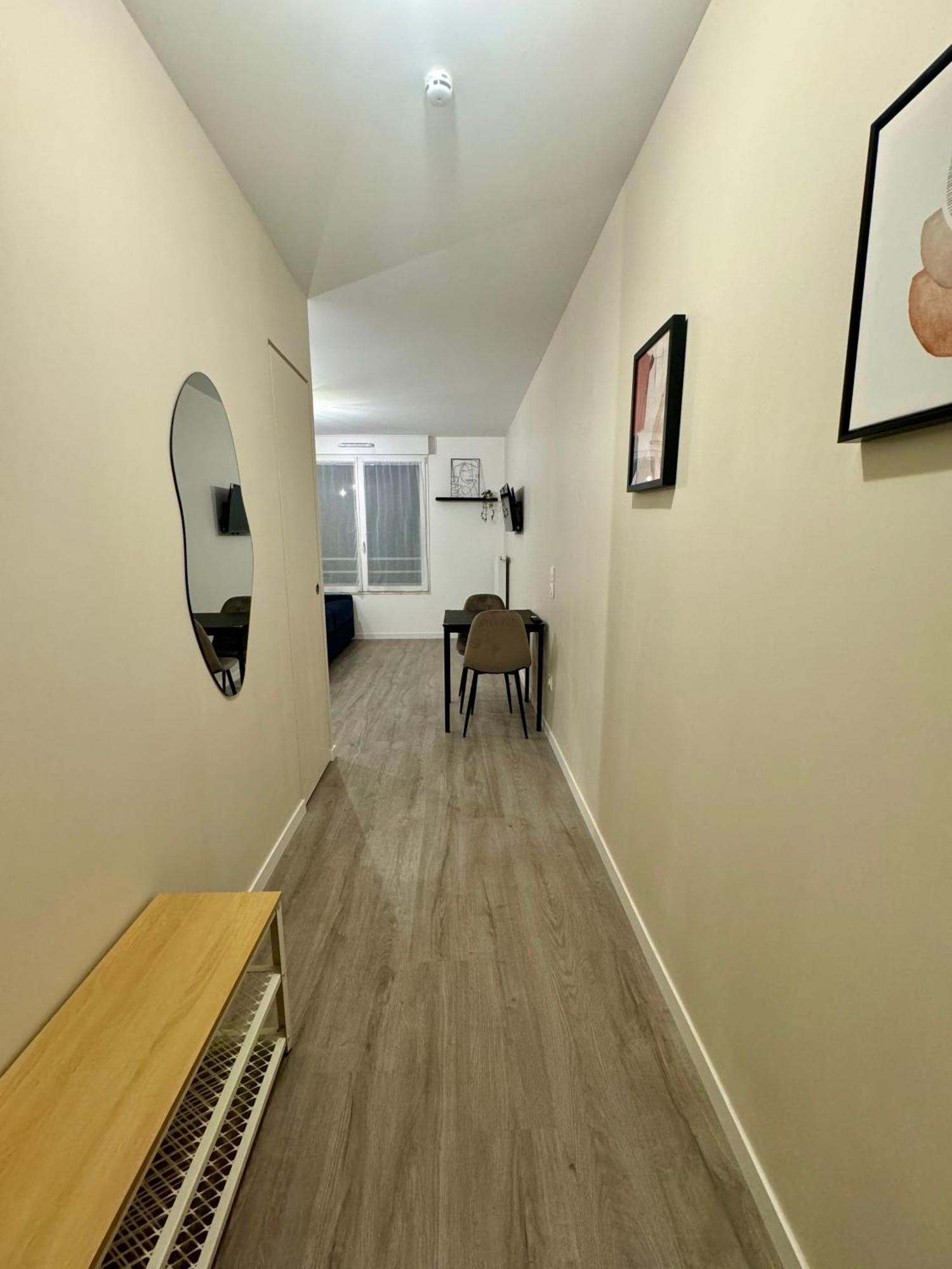 Studio Moderne Et Tout Equipe, Proche Du Rer, Paris & Aeroport D'Orly En 20 Min, Lit Bebe Sur Demande Vitry-sur-Seine Exteriér fotografie